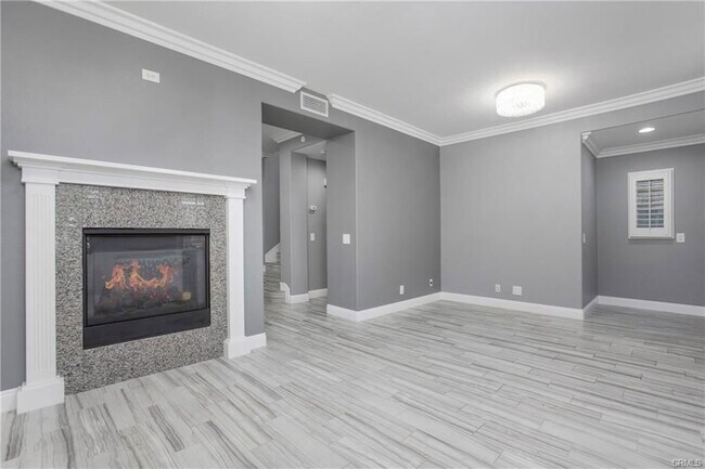 Building Photo - 2682 Bungalow Pl