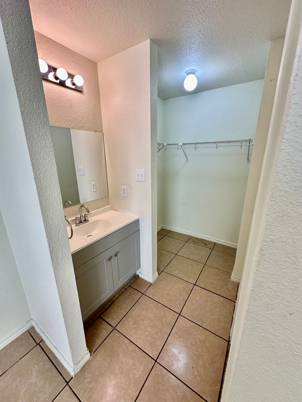 Building Photo - 4312 Covenant Ct