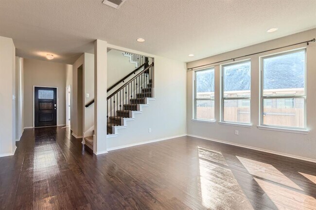 Building Photo - 3264 Pablo Cir