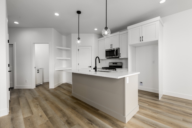 Building Photo - 2026 W 380 S