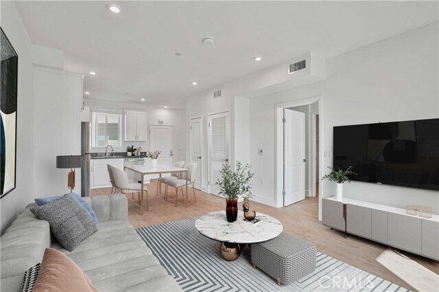 Building Photo - 8750 Sepulveda Blvd