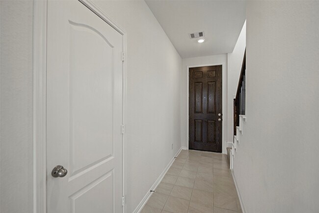 Building Photo - 21111 Salton Sea Ln