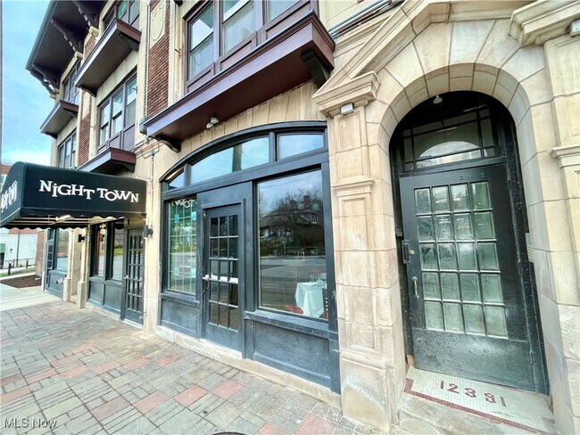 Building Photo - 12391 Cedar Rd