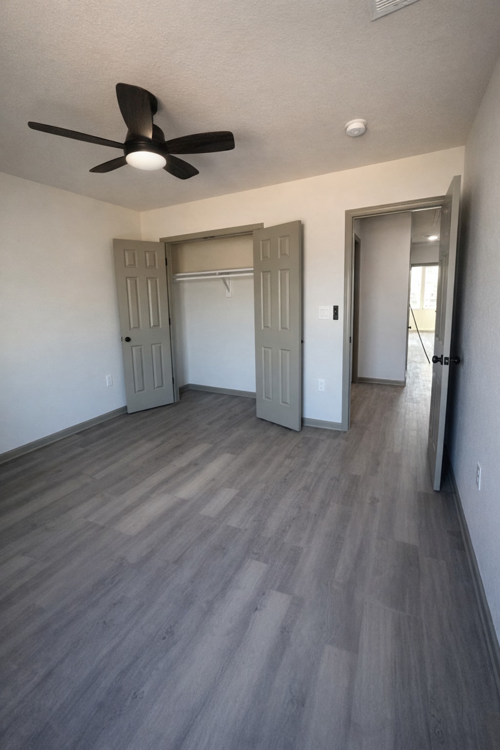 Building Photo - 15565 Kurt Dr