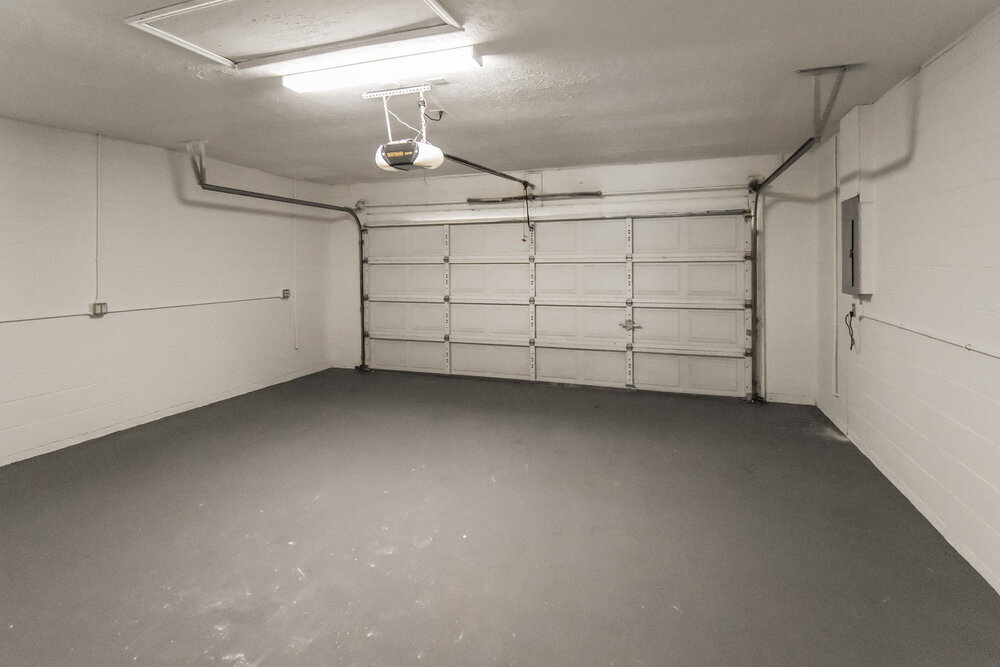 Building Photo - 704 Orchis Way