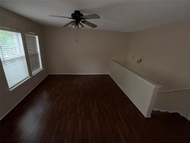 Building Photo - 1704 Matagorda Dr