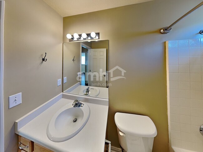 Building Photo - 2049 S Fremont Crest Ave W