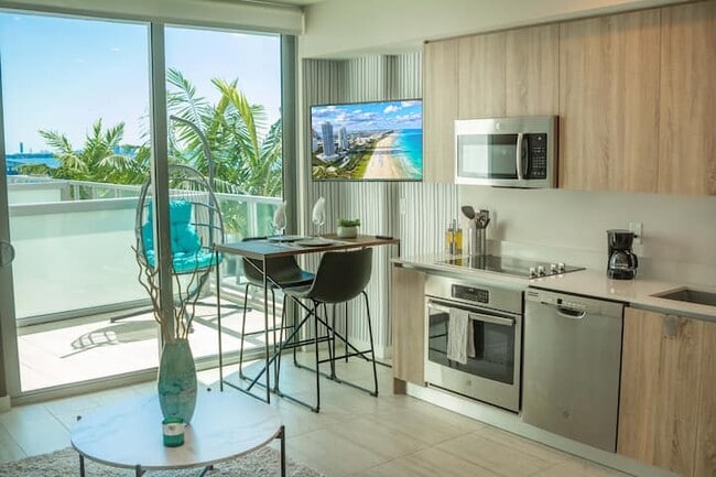 Building Photo - 3900 Biscayne Blvd
