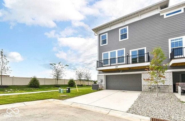Building Photo - 9326 Somerford Dr