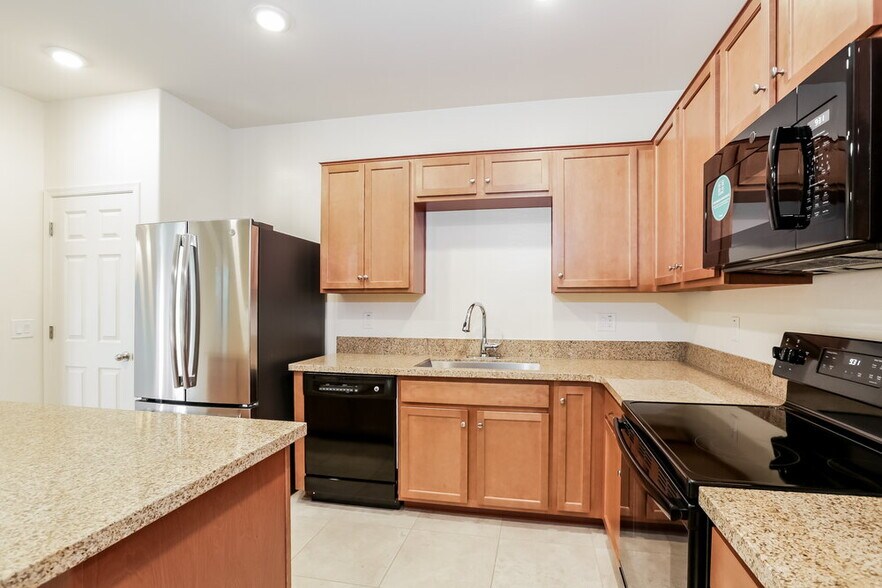 Building Photo - 4086 W Winston Dr