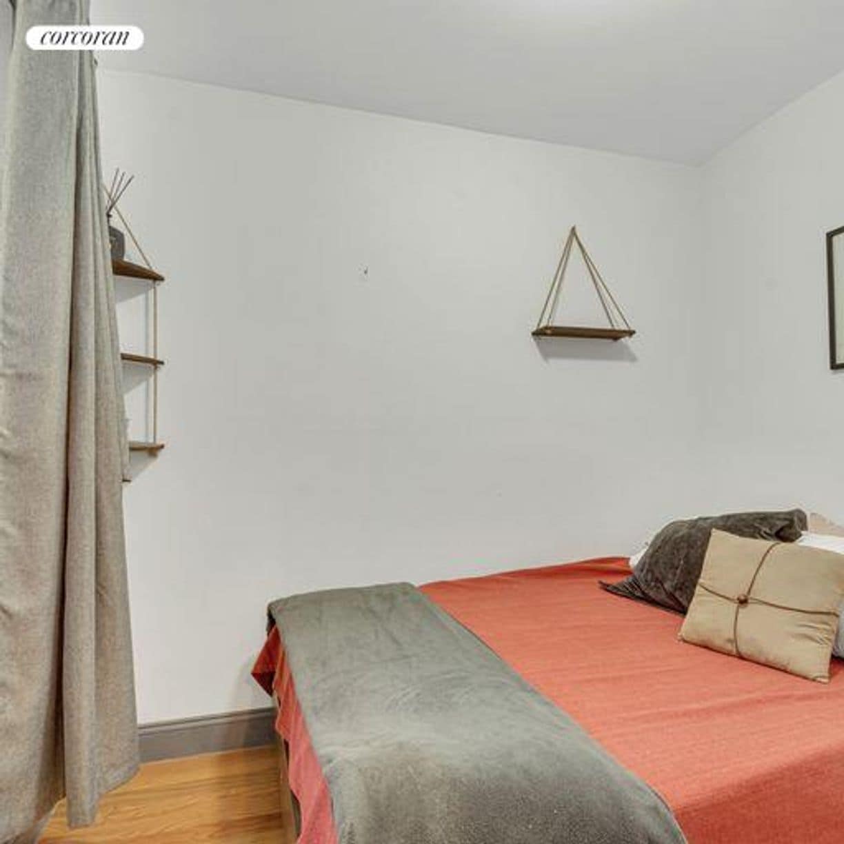 Building Photo - 111 MacDougal St