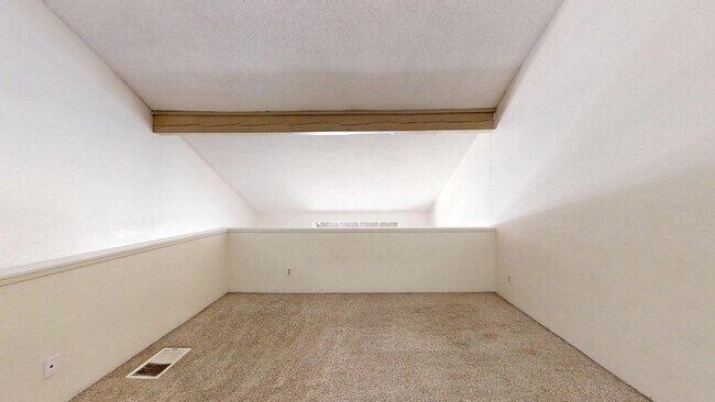 Building Photo - 48255 Monroe St