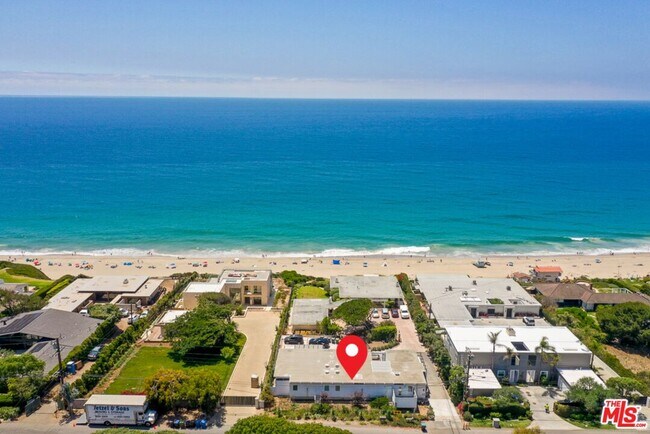 Primary Photo - 7273 Birdview Ave