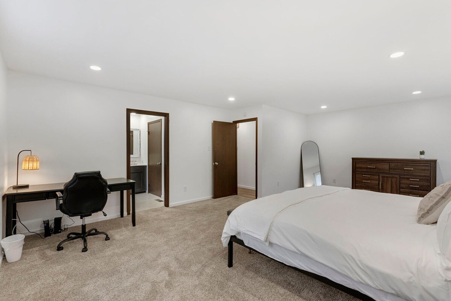 Building Photo - 1010 Providence Rd