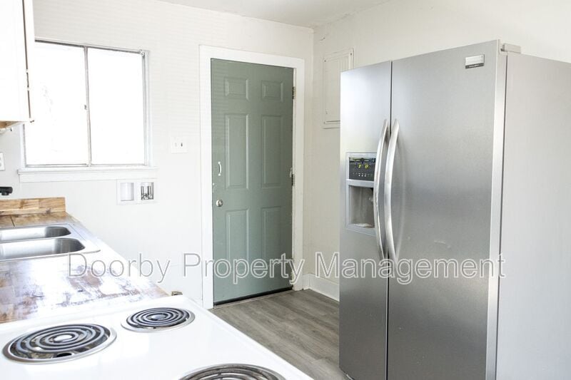 Building Photo - 45 Scruggs St