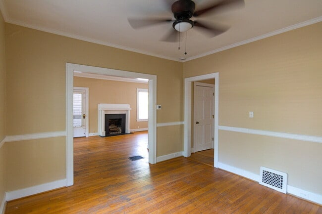 Building Photo - 26 Bagwell Ave