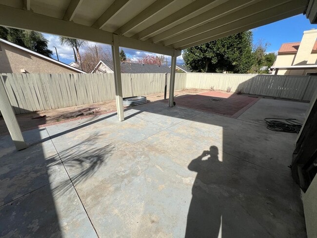 Building Photo - Spacious 4-Bedroom + Office Home in Desirable HOA Community Near New Shopping & Costco