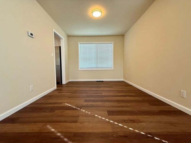Building Photo - Beautiful, Completely Remodeled 4 Bed 2.5 Bath Fremont Home - Huge Bonus Room