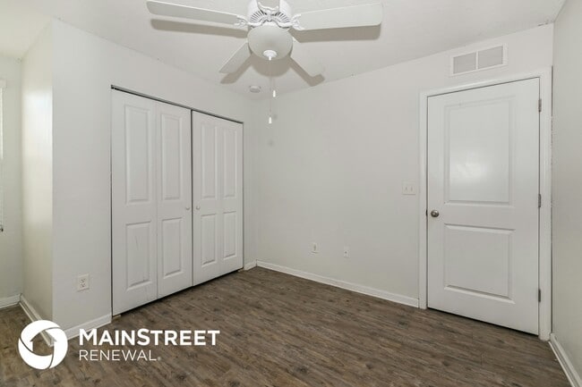 Building Photo - 524 Eiseman Wy