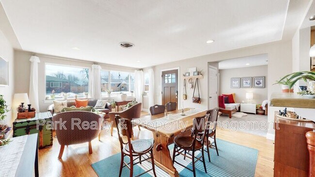 Building Photo - 6025 W 61st Ave