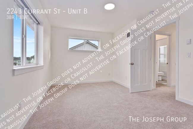 Building Photo - 2243 Currant St