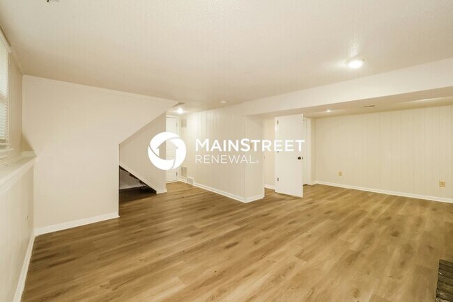 Building Photo - 3 Bedroom Pet-Friendly Home in Blue Spring...