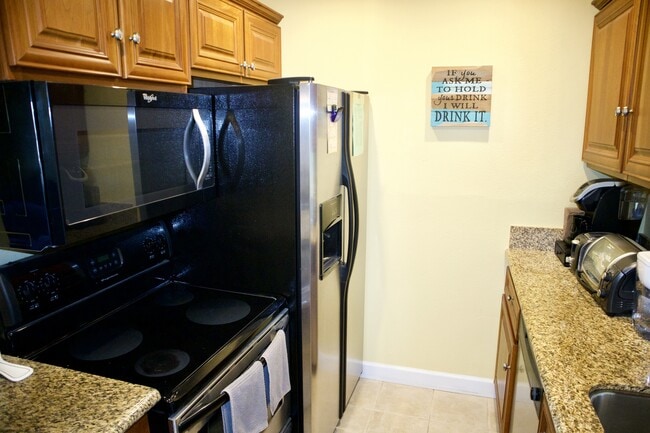 Building Photo - 3605 W Hidden Ln