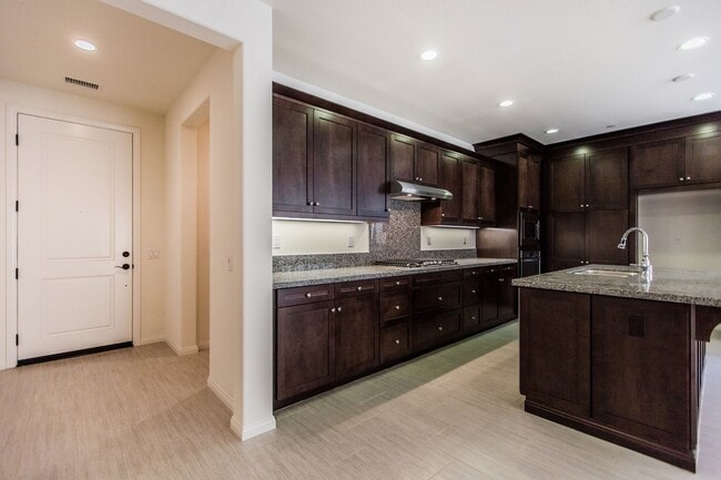 Building Photo - 4BD/3BA/2Garage Two Story Highly upgraded ...