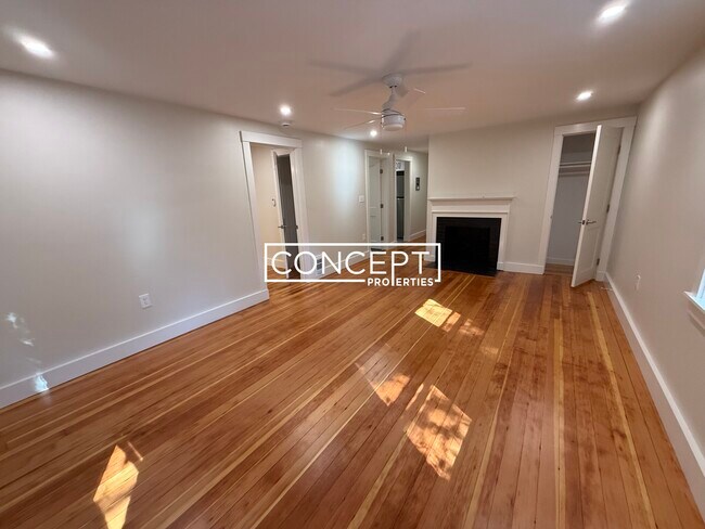 Building Photo - 38A Gibson St. Unit 3B