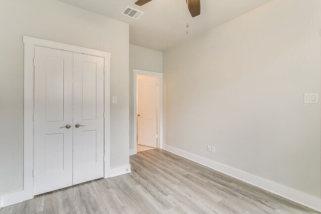Building Photo - 3210 Forest Park Blvd