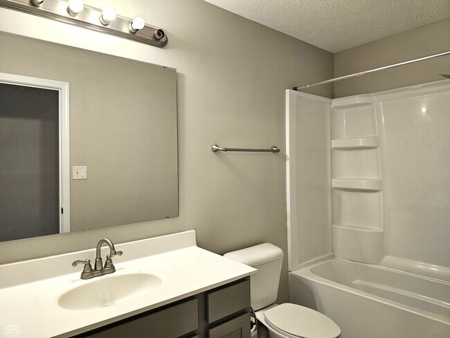 Building Photo - 7252 Lockford Walk N