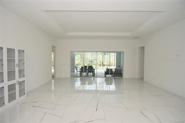 Building Photo - 108 Plainview Dr