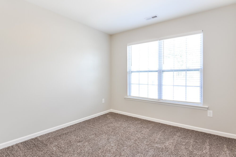 Building Photo - 105 Lakemont Dr