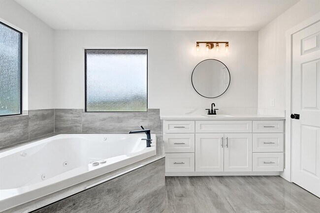 Building Photo - 4606 Pine Meadow Dr