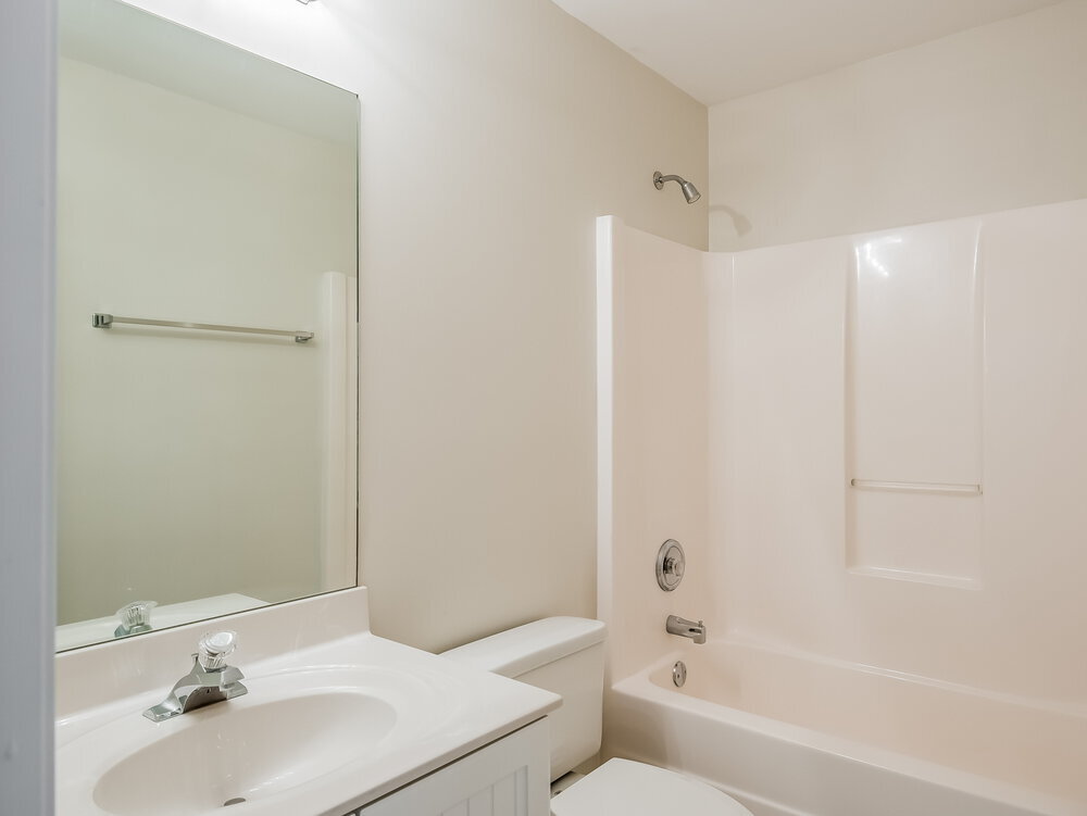 Building Photo - 3067 Woodbridge Ln