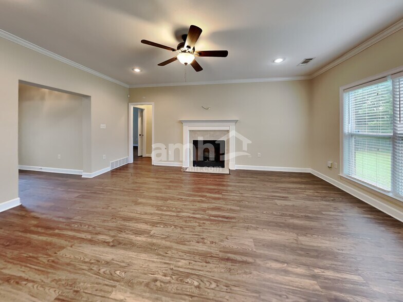 Building Photo - 1166 Havenwood Dr