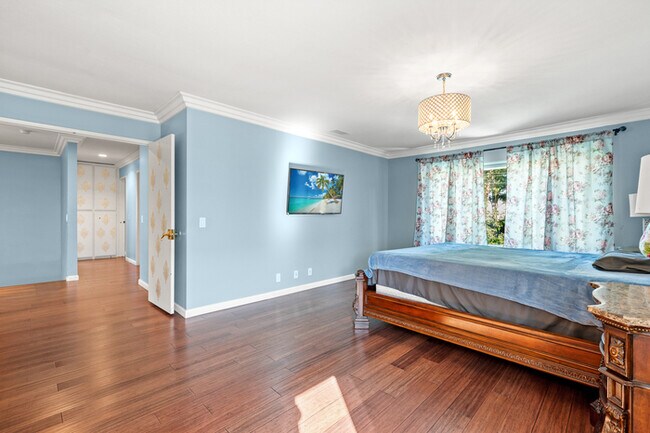 Building Photo - Spacious 4BR Family Retreat w Private Pool