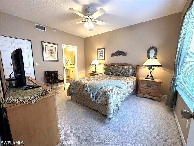 Building Photo - 6670 Huntington Lakes Cir