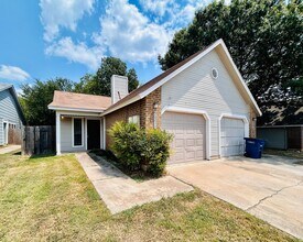 Building Photo - 9221 Kempler Dr