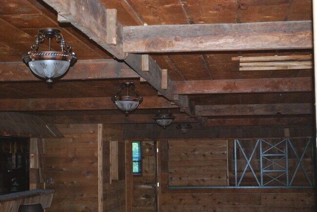 Building Photo - Cedar Shake