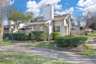 Building Photo - 13483 Garden Grove