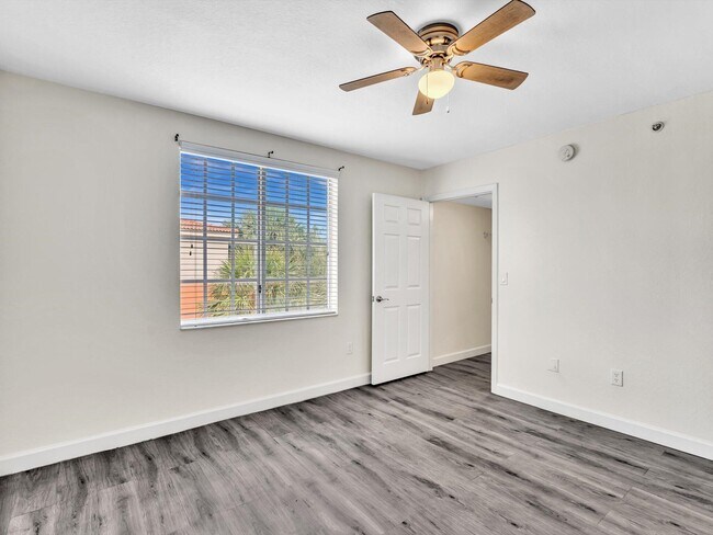 Building Photo - 6768 Heritage Grande