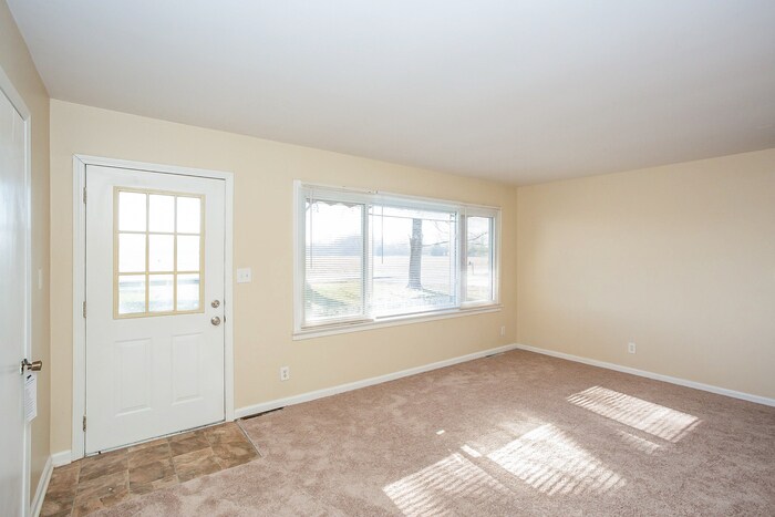 Building Photo - 9050 E 206th St