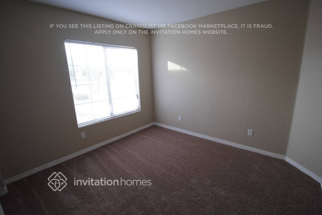Building Photo - 15659 N Gil Balcome Ct