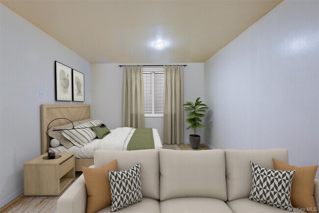 Building Photo - 25 Burns St