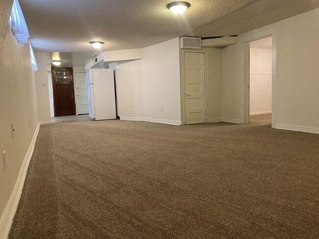 Building Photo - 1700 13th Ave