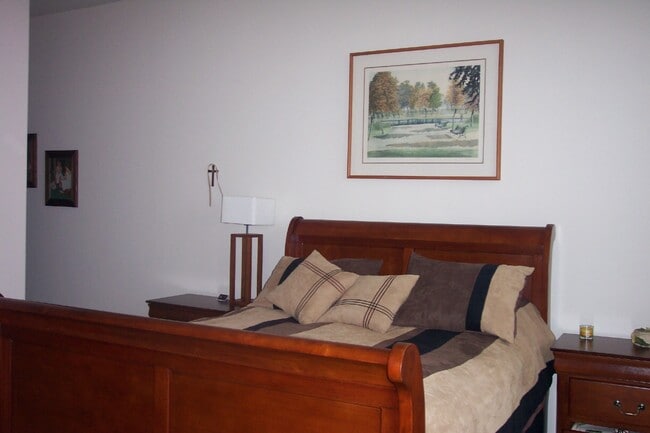 Building Photo - 1250 S Michigan Ave