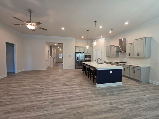 Building Photo - 3360 Rustic Dr