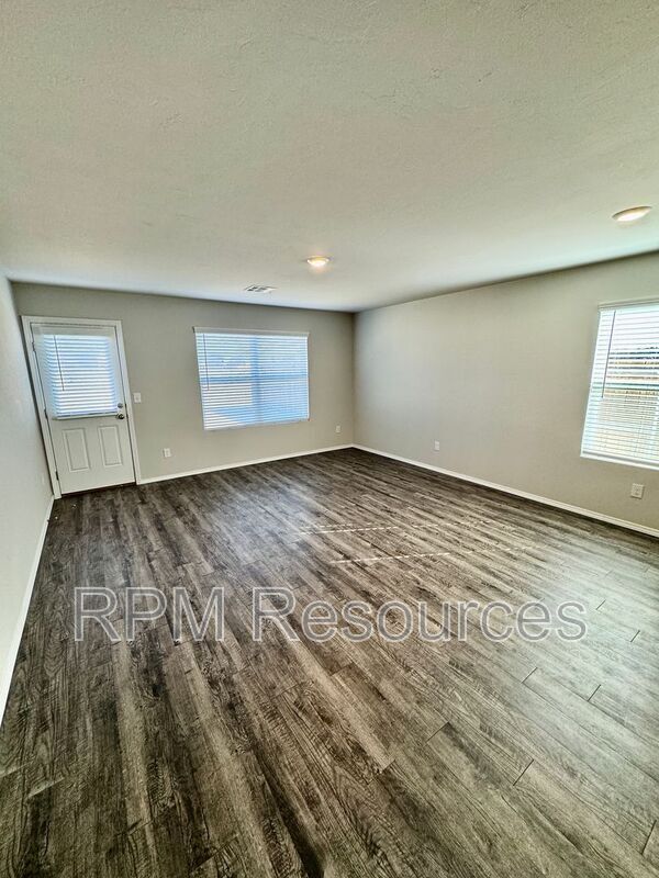 Building Photo - 12013 SW 31st St