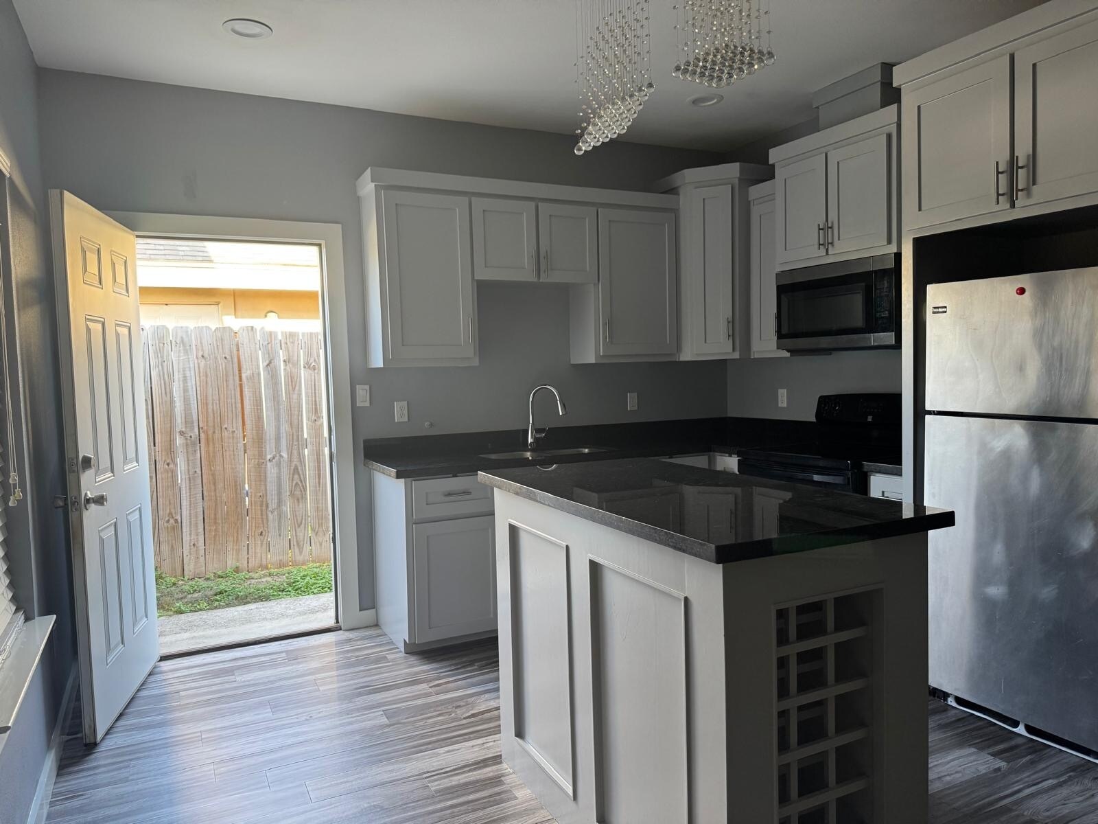 Building Photo - 2117 Taxco Ct